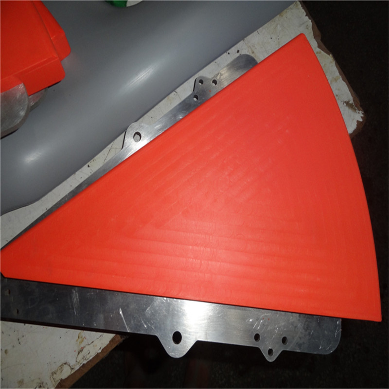 PU自結皮翼閘門板